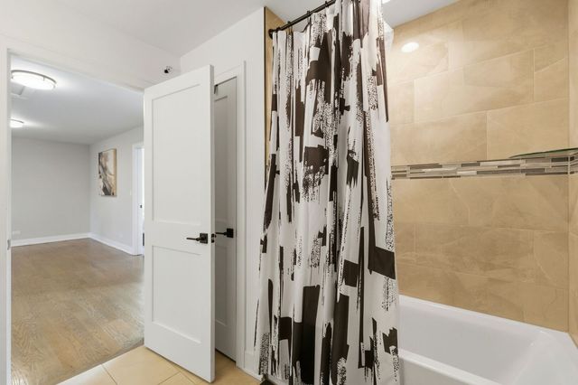 18145 94th Avenue, Tinley Park, IL 60487