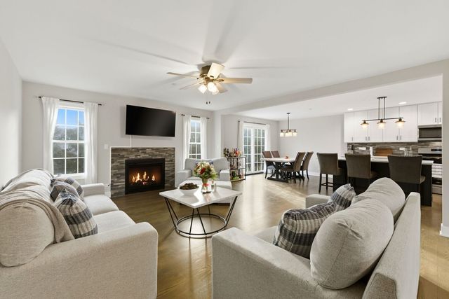 18145 94th Avenue, Tinley Park, IL 60487