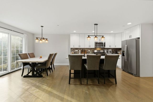 18145 94th Avenue, Tinley Park, IL 60487