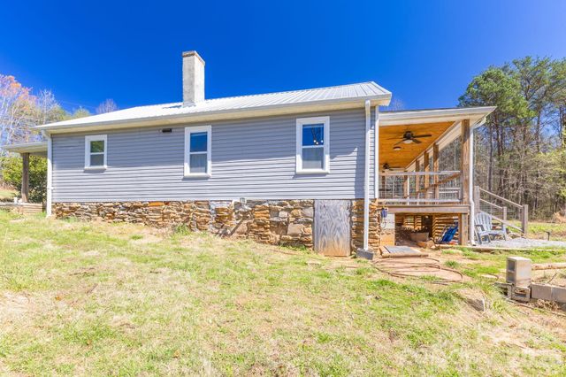 98 Poplar Springs Road, Hiddenite, NC 28636
