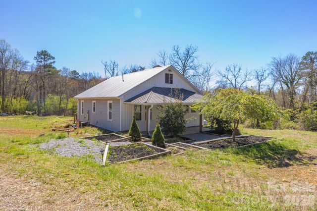 98 Poplar Springs Road, Hiddenite, NC 28636