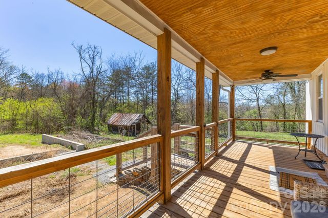 98 Poplar Springs Road, Hiddenite, NC 28636