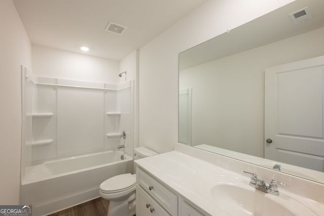 724 Warm Rays Way, Acworth, GA 30102