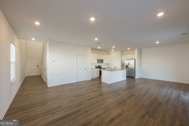 724 Warm Rays Way, Acworth, GA 30102