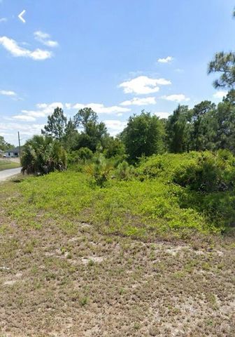 2515 54th Street W, Lehigh Acres, FL 33971