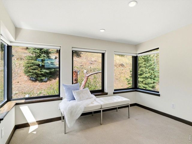 660 S Peak Rd, Boulder, CO 80302