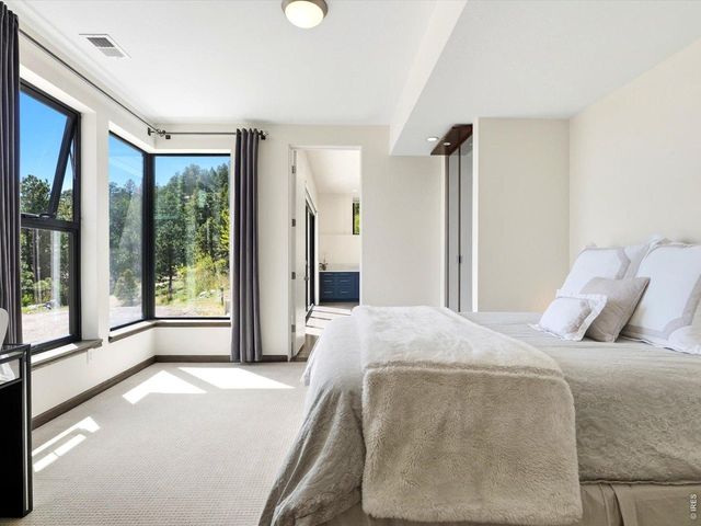 660 S Peak Rd, Boulder, CO 80302