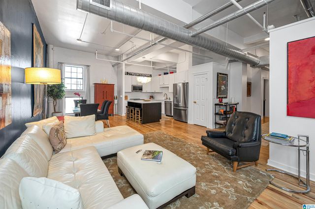 300 20th St N Apt 306, Birmingham, AL 35203