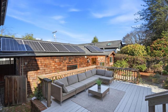 748 Laurel Avenue, Burlingame, CA 94010