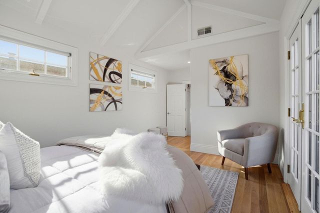 748 Laurel Avenue, Burlingame, CA 94010