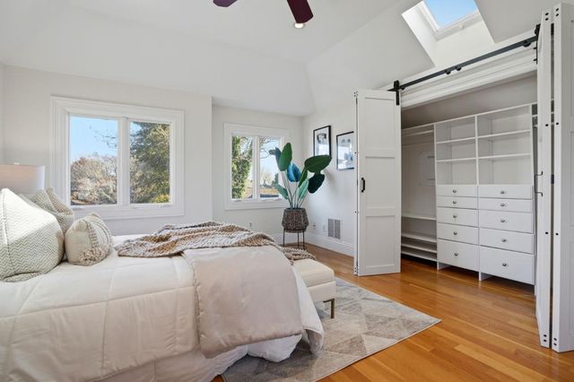 748 Laurel Avenue, Burlingame, CA 94010