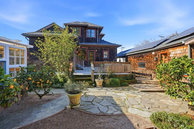 748 Laurel Avenue, Burlingame, CA 94010