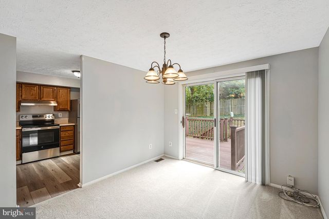 8025 TYSON OAKS CIR, Vienna, VA 22182