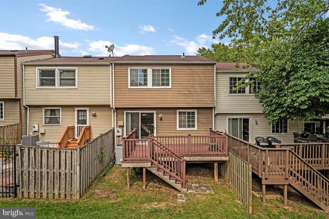 8025 TYSON OAKS CIR, Vienna, VA 22182