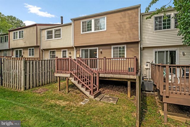 8025 TYSON OAKS CIR, Vienna, VA 22182