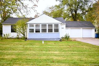 7400 Lawrence Street, Grand Blanc, MI 48439