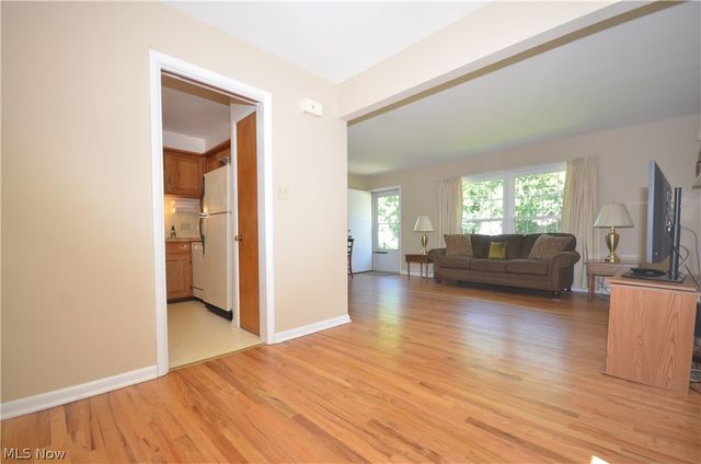 159 Pinehurst Road, Munroe Falls, OH 44262