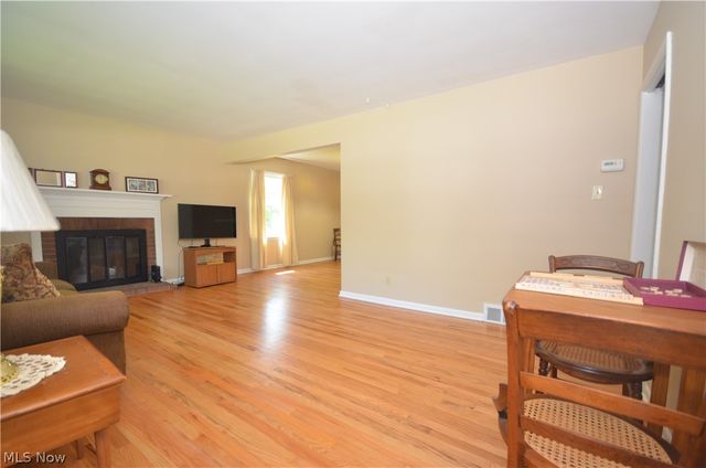 159 Pinehurst Road, Munroe Falls, OH 44262