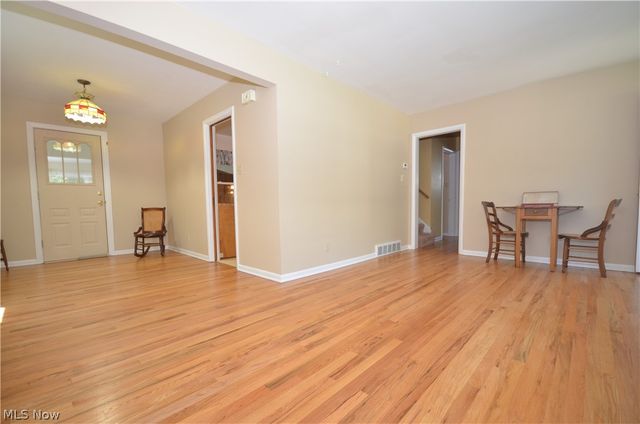 159 Pinehurst Road, Munroe Falls, OH 44262