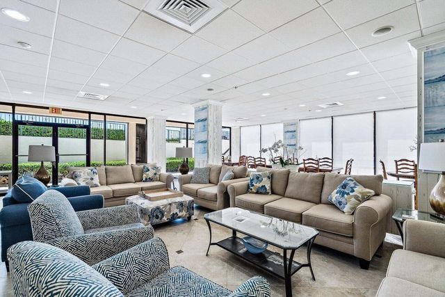 5380 N Ocean Drive 12a, Singer Island, FL 33404