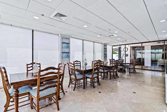 5380 N Ocean Drive 12a, Singer Island, FL 33404