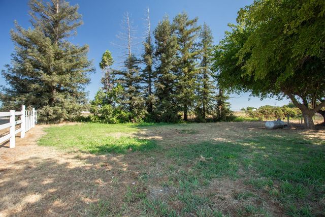 4841 Virginia Rd, Marysville, CA 95901