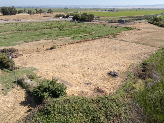 4841 Virginia Rd, Marysville, CA 95901