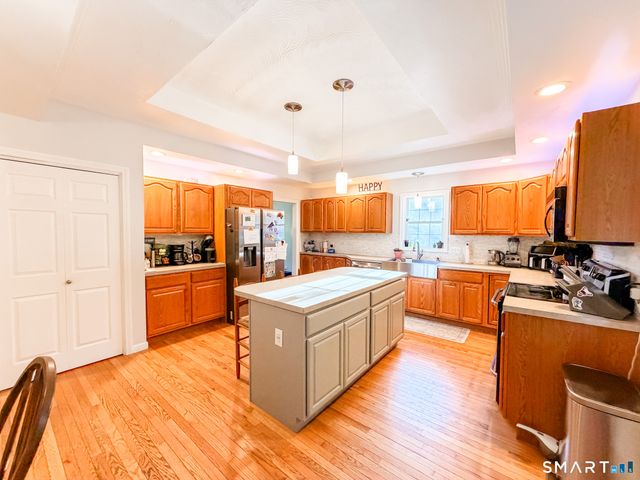 83 Dodge Road, Woodstock, CT 06281