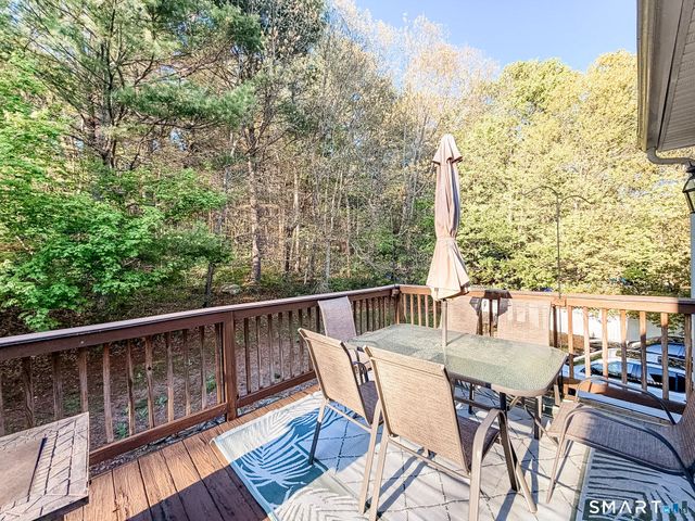 83 Dodge Road, Woodstock, CT 06281