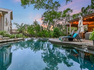 108 Schooner DR, Lakeway, TX 78738