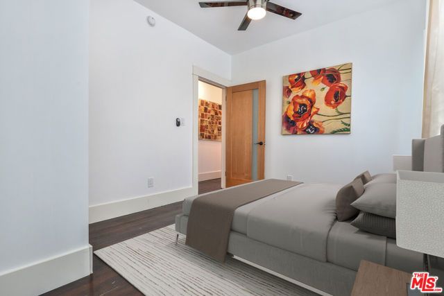 2945 Van Buren Place, Los Angeles, CA 90007