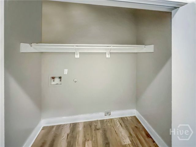 818 W 44th Street, Savannah, GA 31405