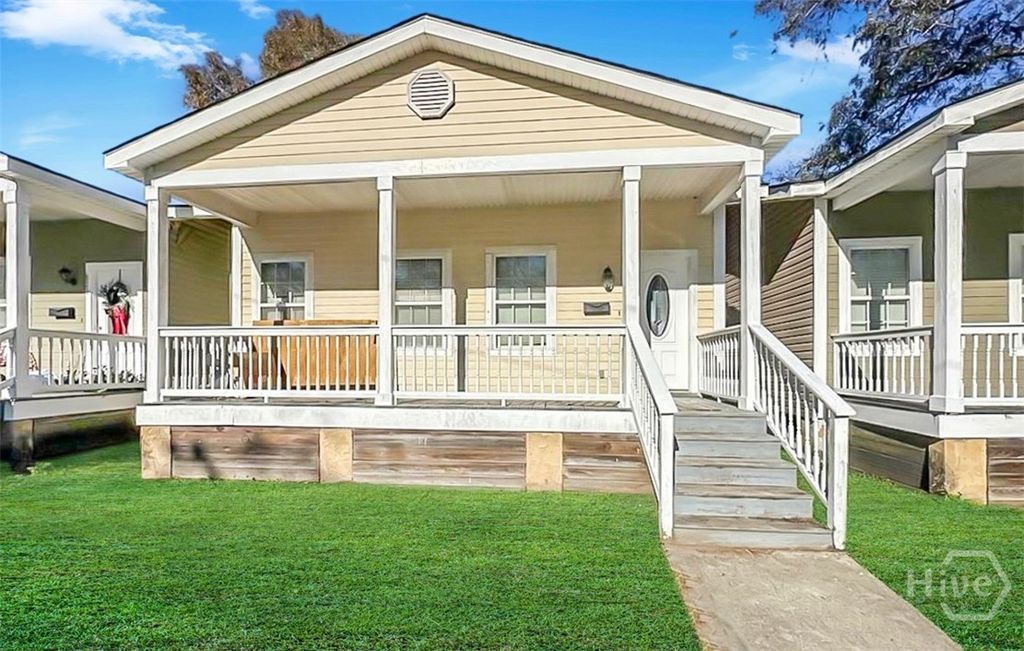 818 W 44th Street, Savannah, GA 31405