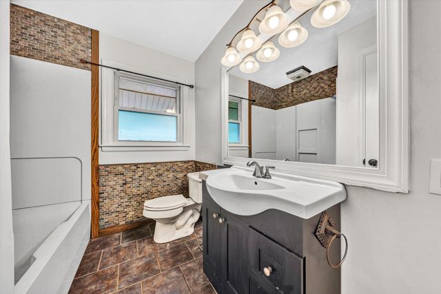 3717 Martinell AVE, Roanoke, VA 24018