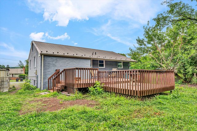 3717 Martinell AVE, Roanoke, VA 24018