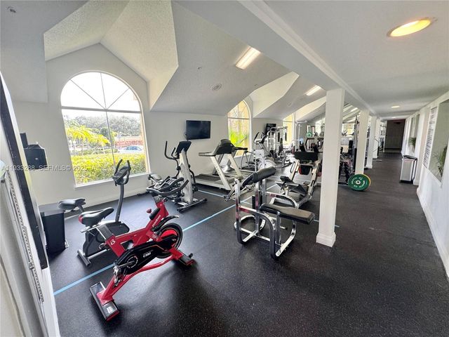 643 Vista Isles Dr 1813, Sunrise, FL 33325