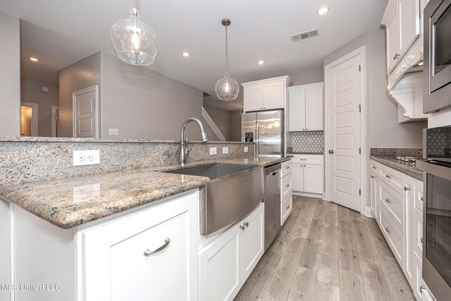 10463 W Landon Green Circle, Gulfport, MS 39503