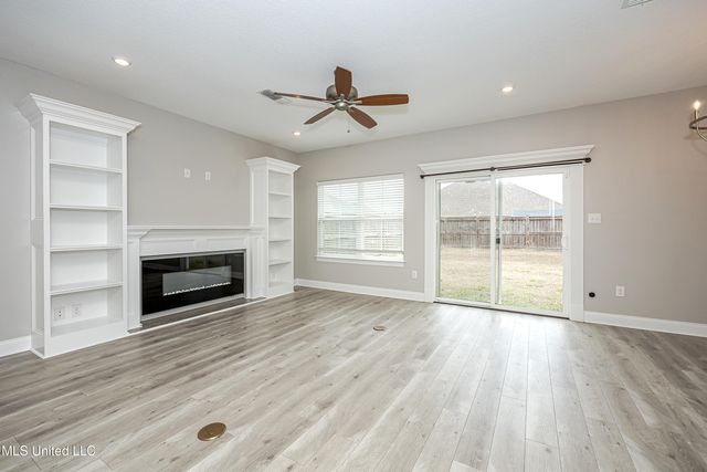 10463 W Landon Green Circle, Gulfport, MS 39503