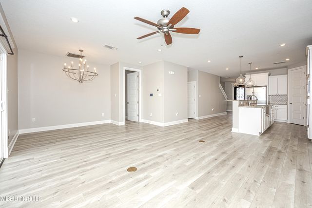 10463 W Landon Green Circle, Gulfport, MS 39503