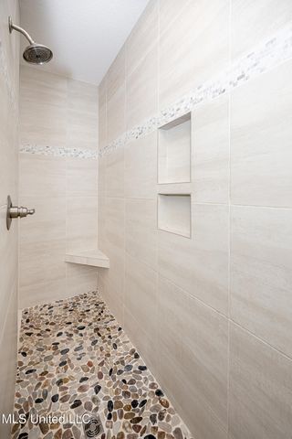 10463 W Landon Green Circle, Gulfport, MS 39503