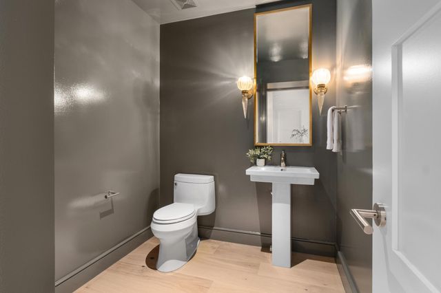 98 San Jacinto BLVD 1109, Austin, TX 78701