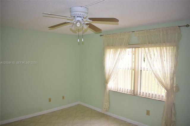 9300 Sunrise Lakes Boulevard 208, Sunrise, FL 33322