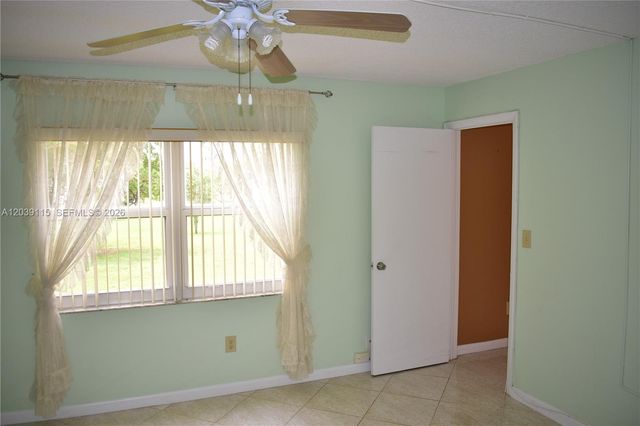 9300 Sunrise Lakes Boulevard 208, Sunrise, FL 33322