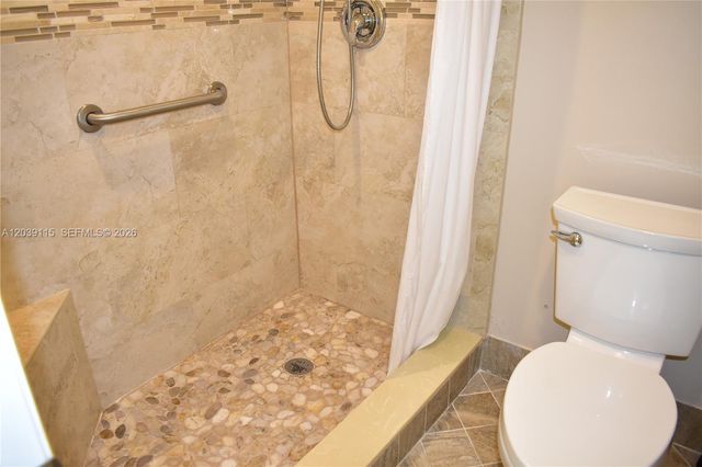 9300 Sunrise Lakes Boulevard 208, Sunrise, FL 33322