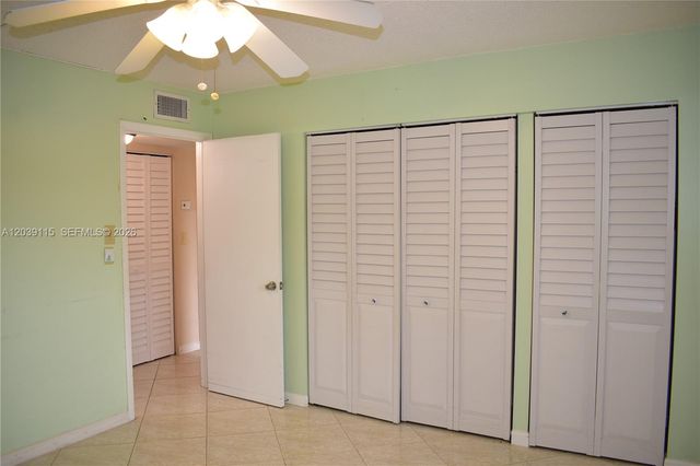 9300 Sunrise Lakes Boulevard 208, Sunrise, FL 33322