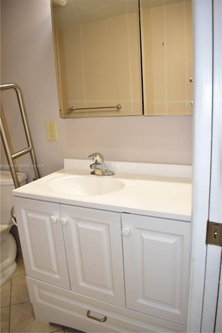 9300 Sunrise Lakes Boulevard 208, Sunrise, FL 33322