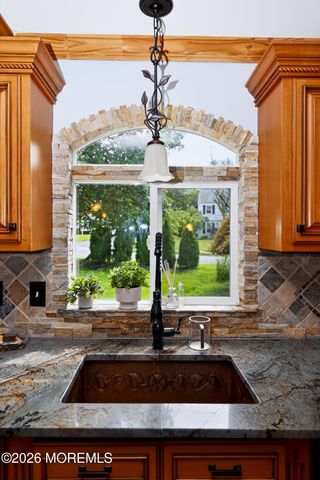 73 Theresa Court, Toms River, NJ 08753