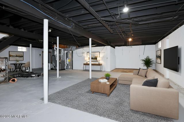 73 Theresa Court, Toms River, NJ 08753