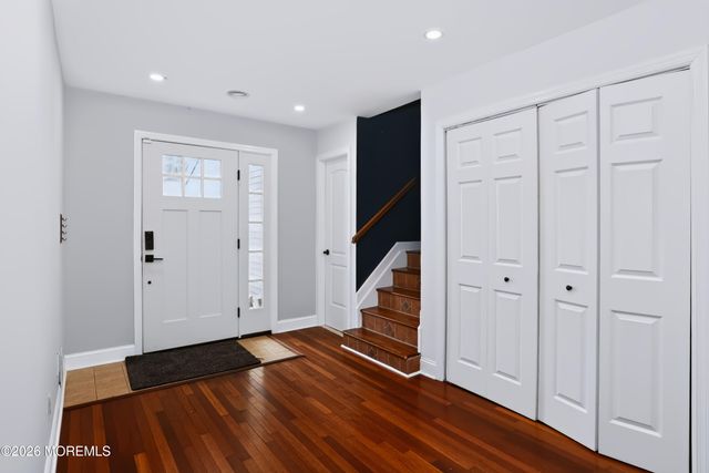 73 Theresa Court, Toms River, NJ 08753