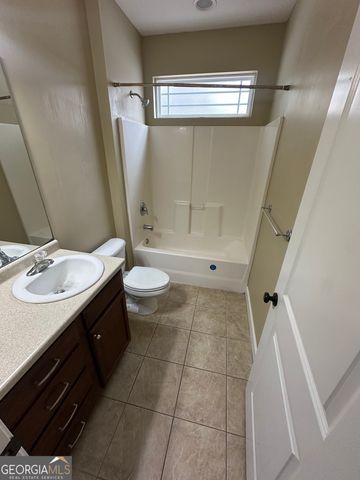 101 Waters Edge Drive, Kingsland, GA 31548